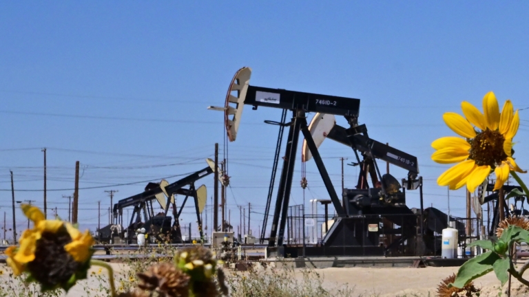 oil pumpjacks