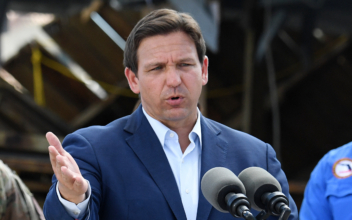 DeSantis Criticized for Easing Voter Rules in Areas Hit by Hurricane Ian