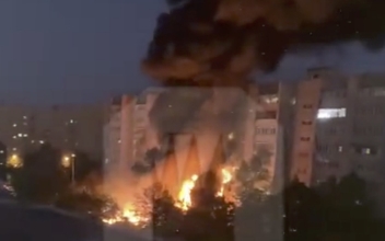 Russian Warplane Crashes Near Apartment Building, Killing 4