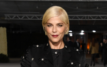Selma Blair Departs ‘Dancing With the Stars’ Over Health Concerns Related to Multiple Sclerosis