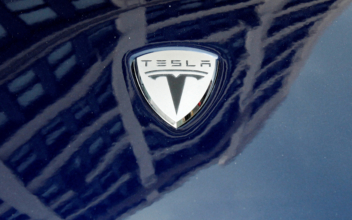 Tesla ‘Self-Driving’ Promotional Video Was Staged, Senior Engineer Testifies
