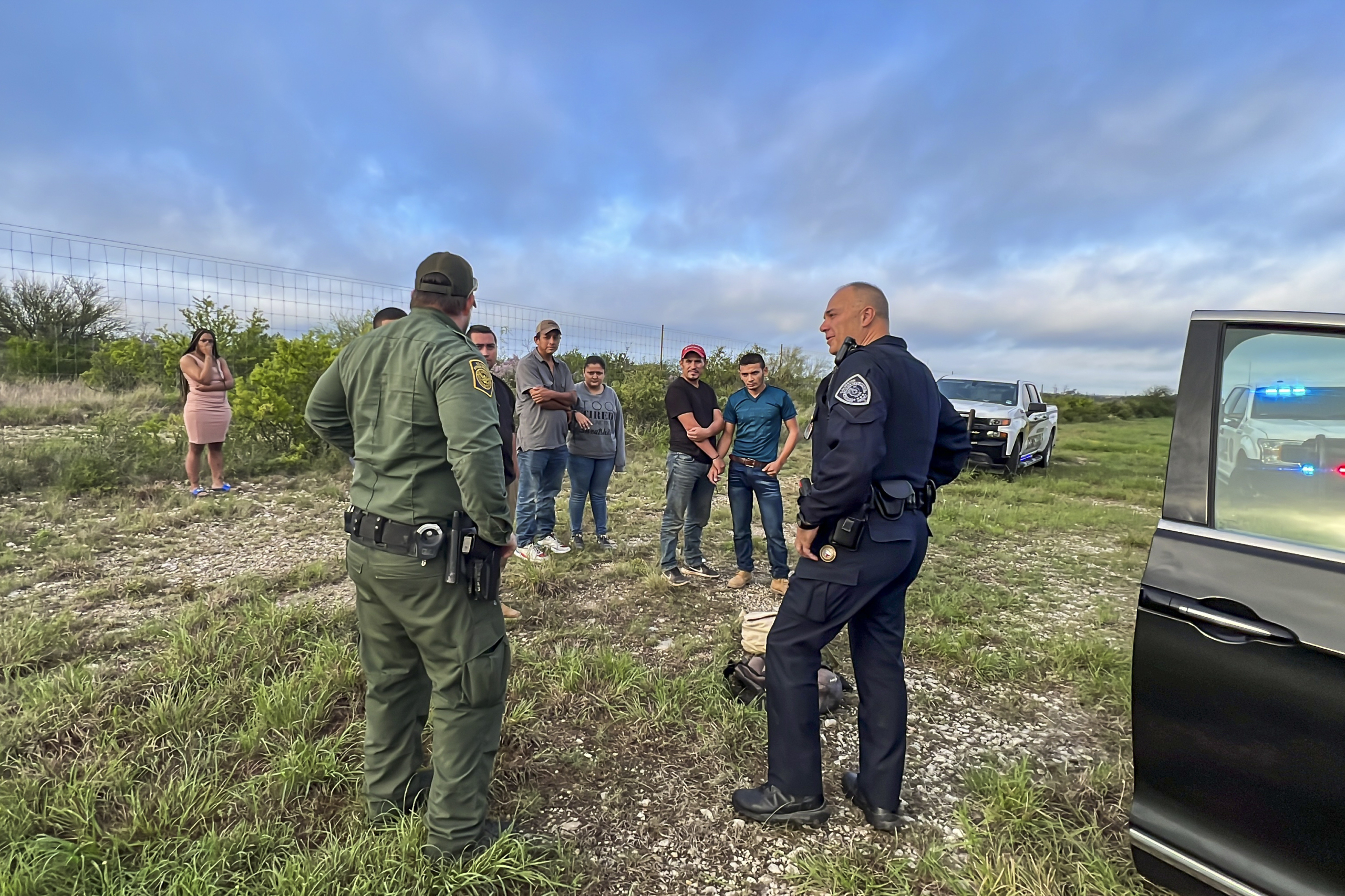 Illegal Immigrant Arrests at Border Soar in September, Set New Fiscal Year Record