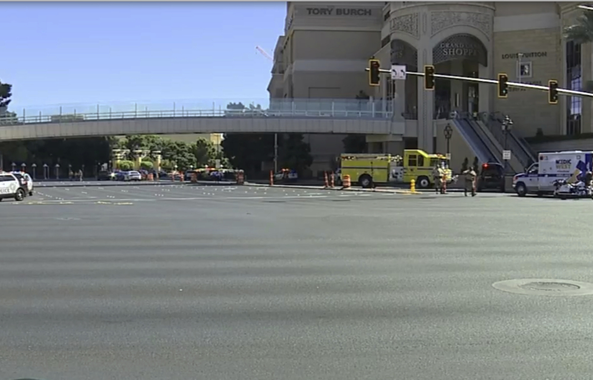 Emergency personnel respond the scene of a stabbing along the Las Vegas Strip on Oct. 6, 2022. (KTNV via AP)