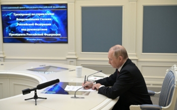 Russia Rehearses Response to Nuclear Attack as Tensions Rise Over ‘Dirty Bomb’ Allegation