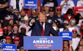 Trump to Hold Rallies in 4 States Ahead of Midterm Elections