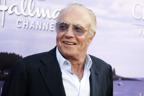 ‘The Godfather’ Actor James Caan Dies at 82; British Prime Minister Boris Johnson Resigns | NTD Evening News