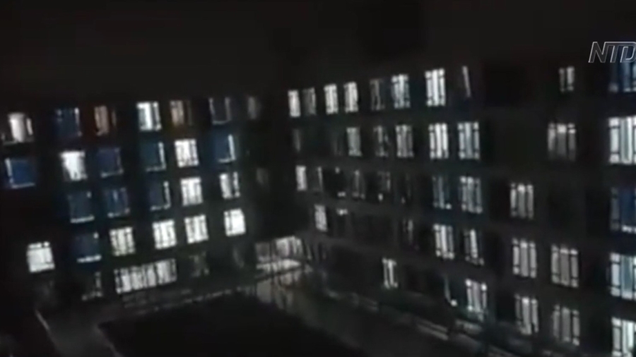 Chinese Citizens Act Against Lockdown Measures