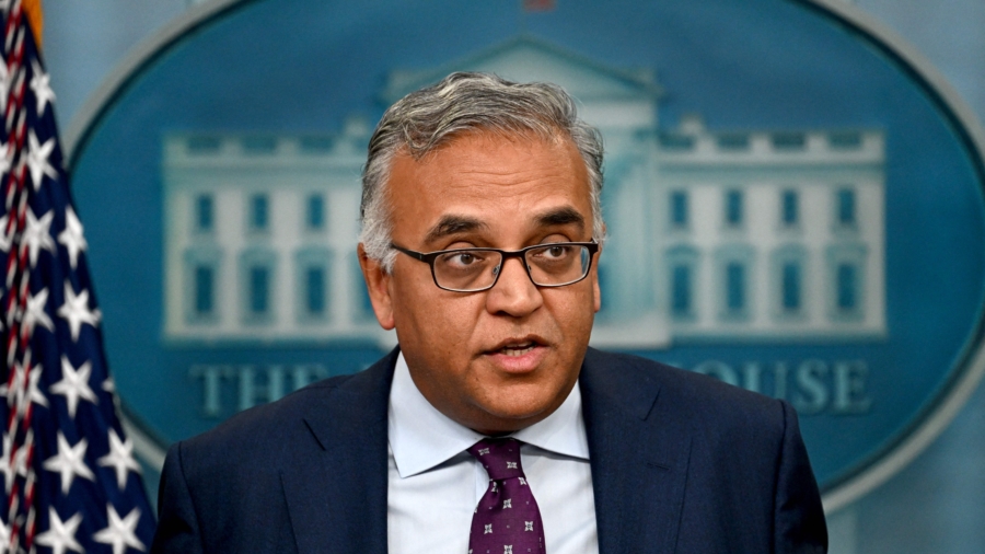 White House Responds After Protests Erupt Across China Over 'Zero-COVID' Rules