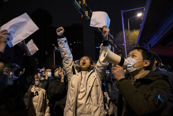Beijing-young-protesters-600x403-1
