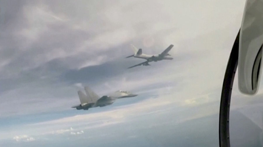 China Sent Planes to Taiwan Strait Amid US Flight