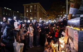 LIVE 7 PM ET: UPenn Students Protest China’s COVID-19 Lockdowns, Mourn Deaths of Urumqi Fire Victims