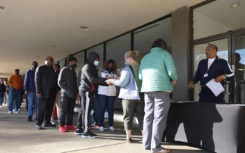 Record Numbers Turn Out For Early Voting in Georgia Senate Runoff