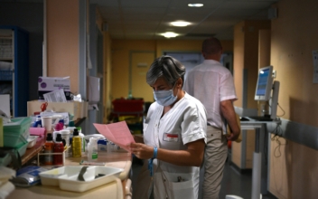 France: Ban on Unjabbed Health Workers to Stay