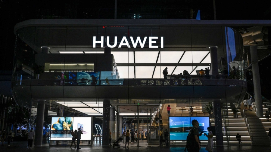 Top Huawei Lobbyist Donates Over $10,000 to Democratic Campaigns