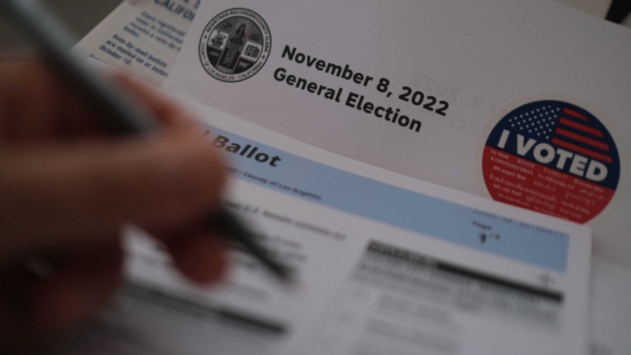Unregistered Latinos Critical in Nevada Elections