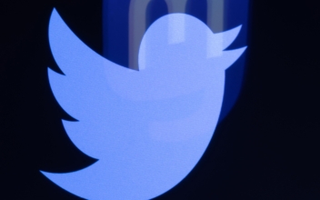 Groups Call on Advertisers to Leave Twitter