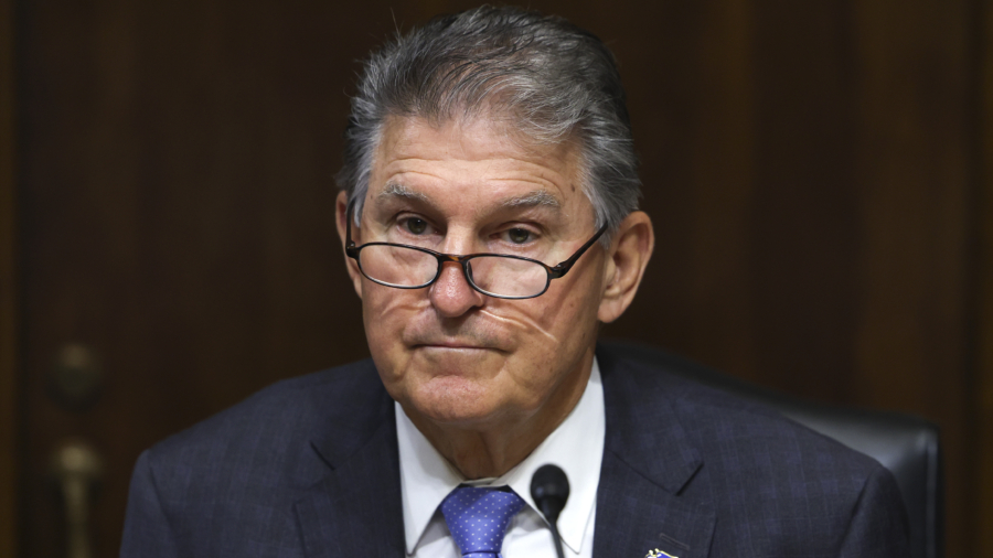 Manchin Threatens to Sue Biden Admin If It Alters Electric Vehicle Credit System