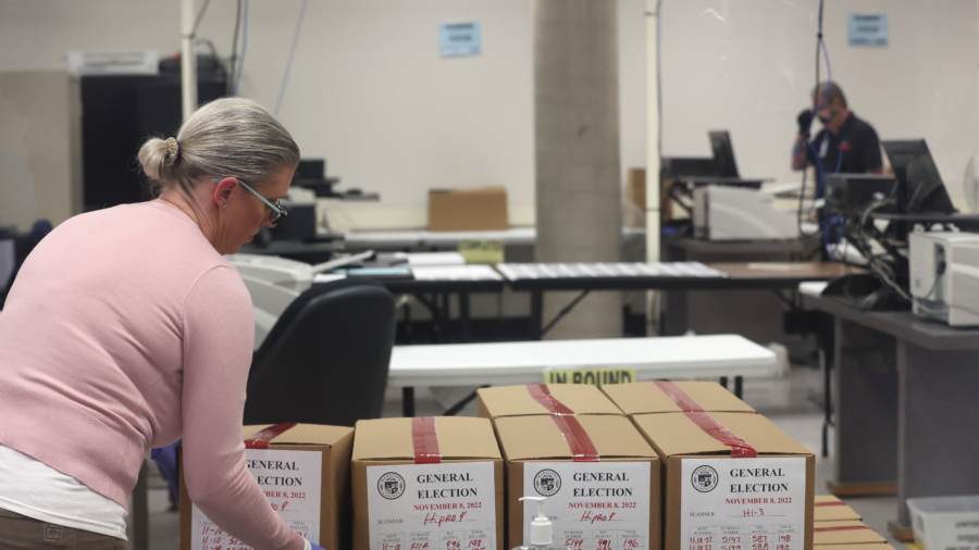 Exit Poll: Arizona Republicans Negatively Impacted by Machine Malfunctions