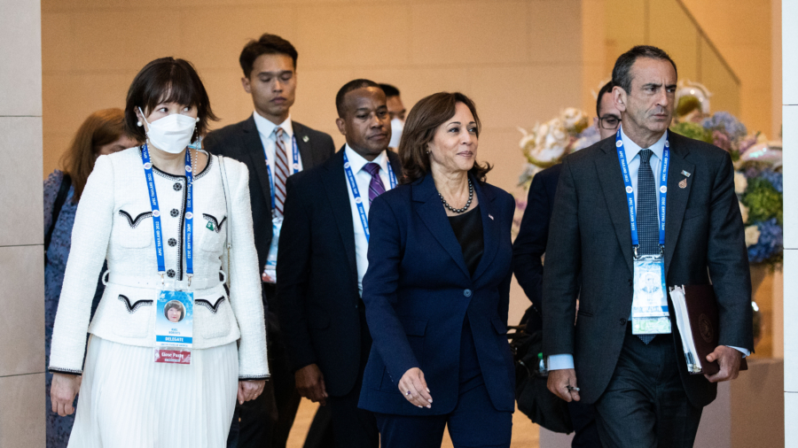 Harris to Visit Philippines Next Week Ambassador: Taiwan Talks Expected