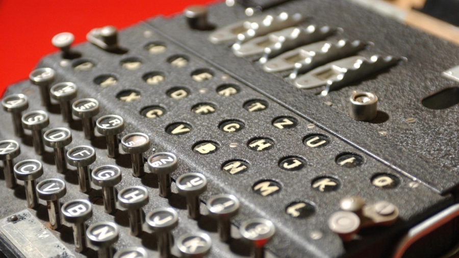 Deutsches Museum Displays Cipher Machine 41