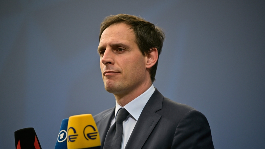 Netherlands Orders Closure of Two Illegal Chinese Police Stations
