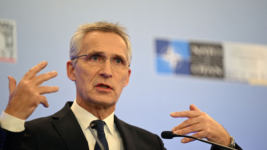 NATO Vows More Help for Ukraine as Russia Attacks on Multiple Fronts