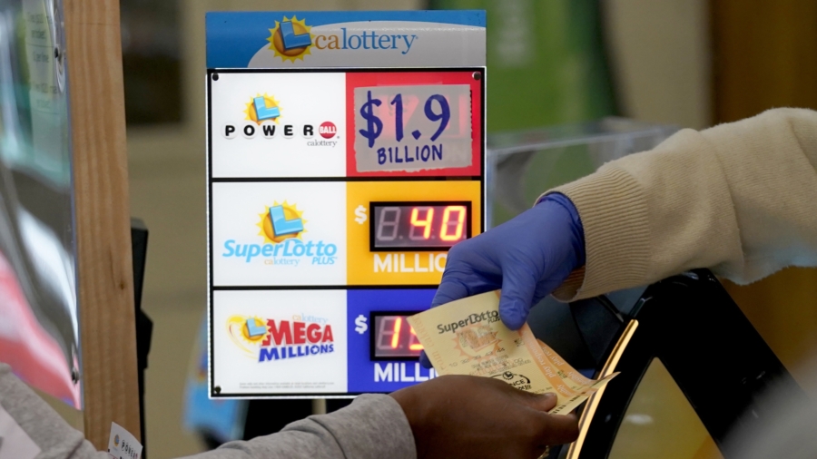 Powerball Ticket Sold in California Snags Record $2.04 Billion Win