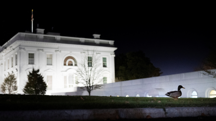 White House: US Supports Chinese People's Right to Peaceful Protest