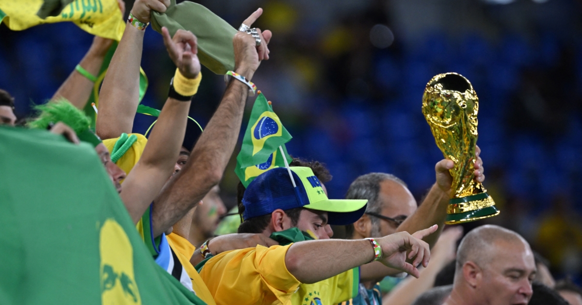 Brazilian Artist Molds World Cup Replicas - TrendRadars