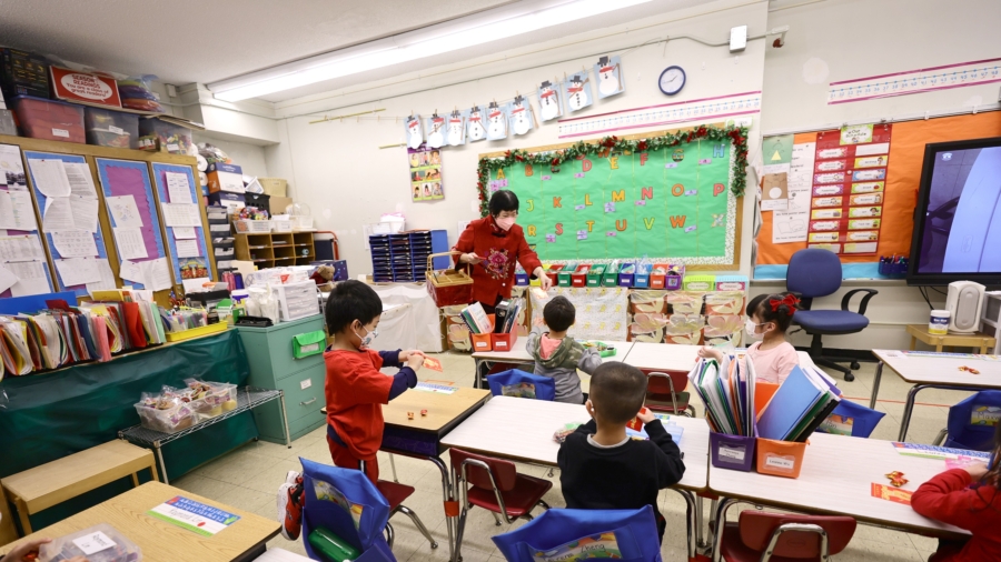 Why Trump's Policies Around Children, Parents Resonate With Mothers Nationwide: Outreach Director at Moms for Liberty