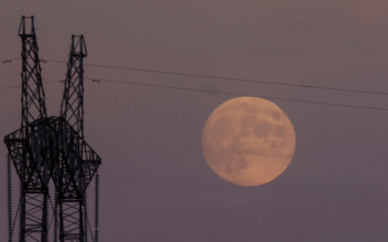 ‘Beaver Blood Moon’ Offers World’s Last Total Lunar Eclipse Until 2025