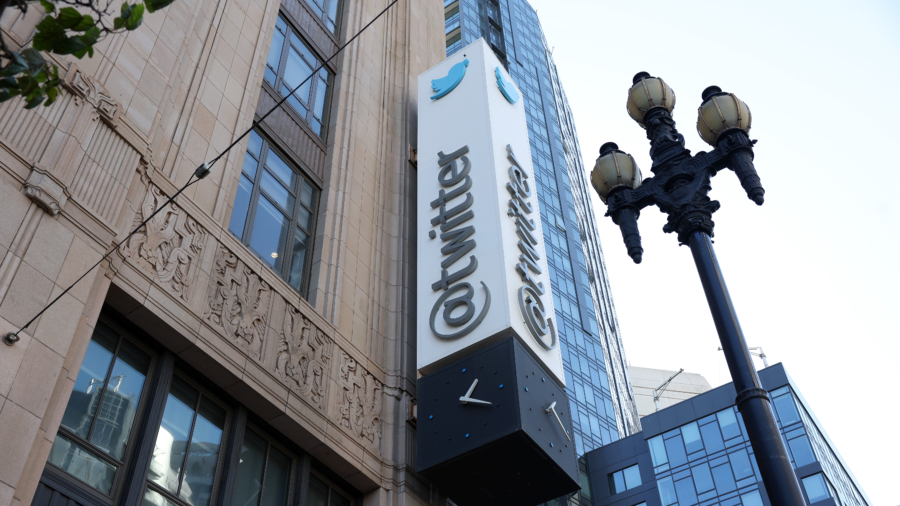 Musk Says He Expects to Find a New Twitter CEO 'Over Time'