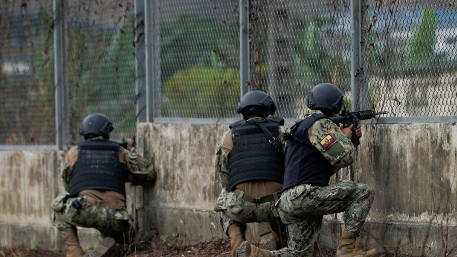 2 Dead in Gang Violence at Ecuador Prison After Inmate Transfers