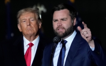 JD Vance: Ukraine Aid Package Creates Impeachment Risk for Trump in 2nd Term