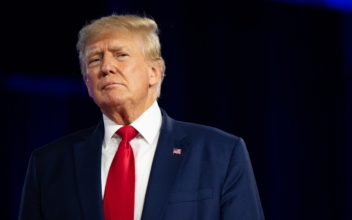 Trump Takes Legal Action to Block DOJ From Reviewing Raid Material; Wisconsin School Board Bans Pride, BLM Flags | NTD Evening News