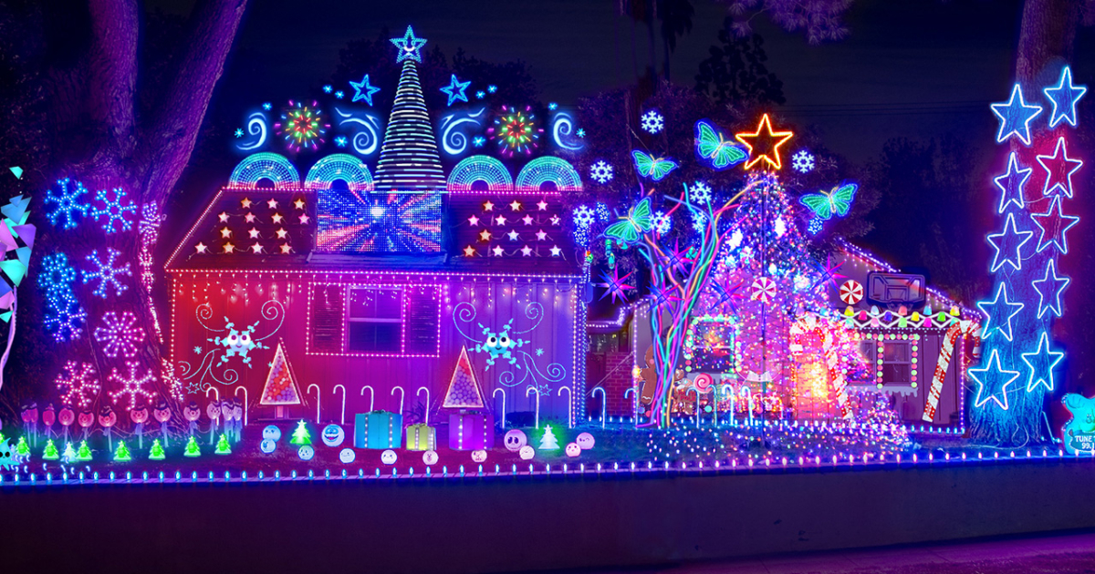 Pasadena Home Awarded Best Christmas Light Show | NTD