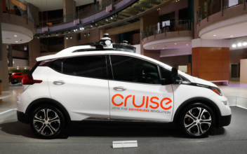 US Opens Probe of Cruise Robotaxi Braking, Clogging Traffic