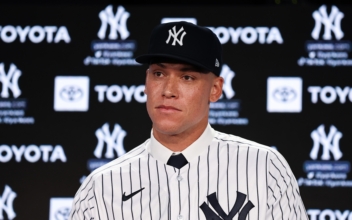 Yankees Announce Re-signing of Home Run King Aaron Judge