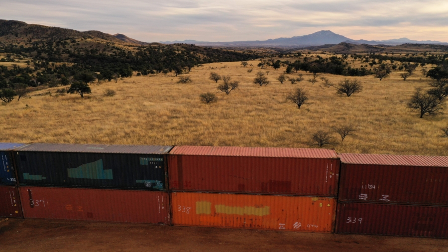 Arizona Gov. Agrees to Dismantle Border Wall After Biden Admin Lawsuit