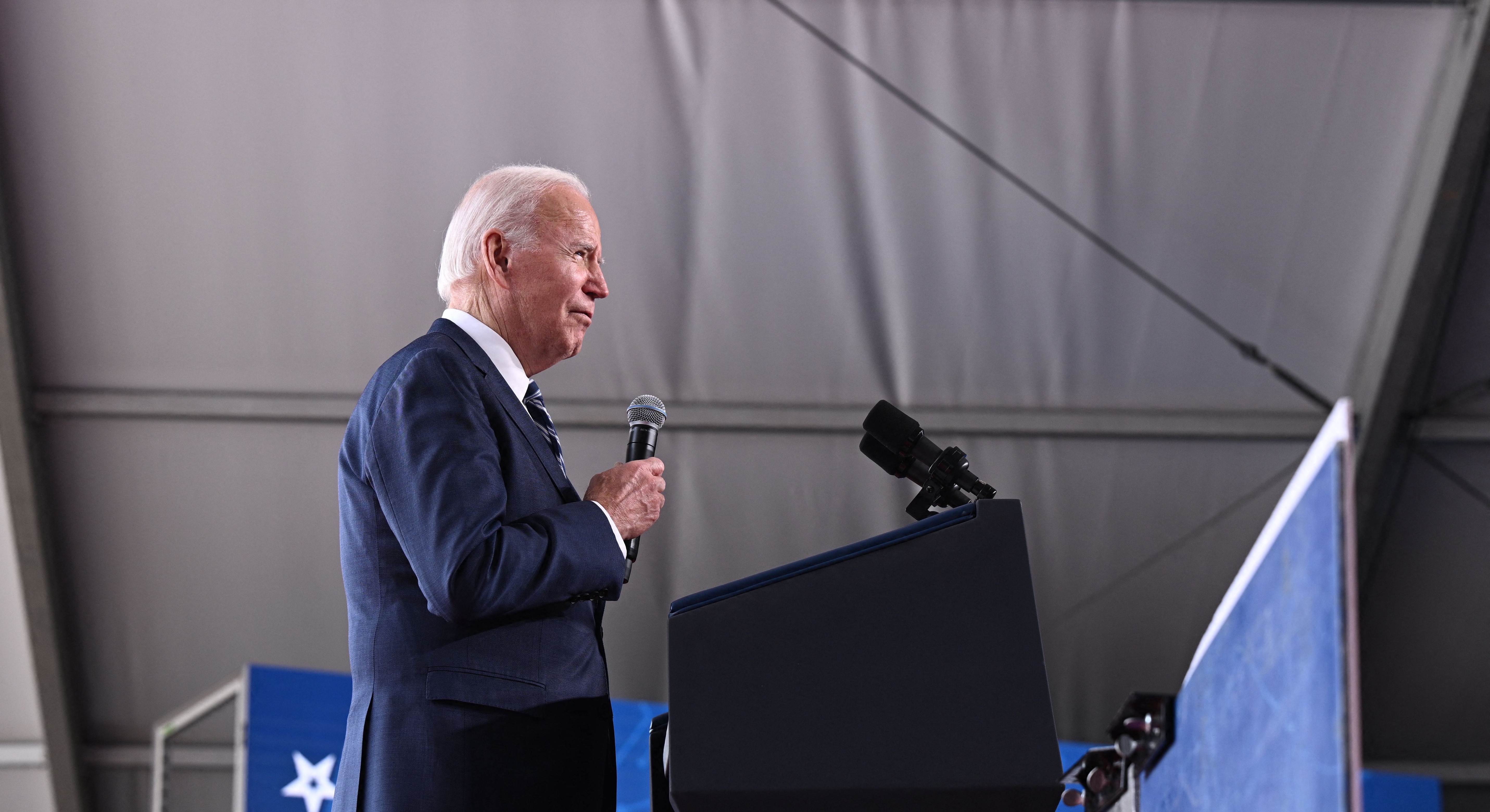 ‘American Manufacturing Is Back’: Biden Welcomes Planned New Semiconductor Plant in Arizona