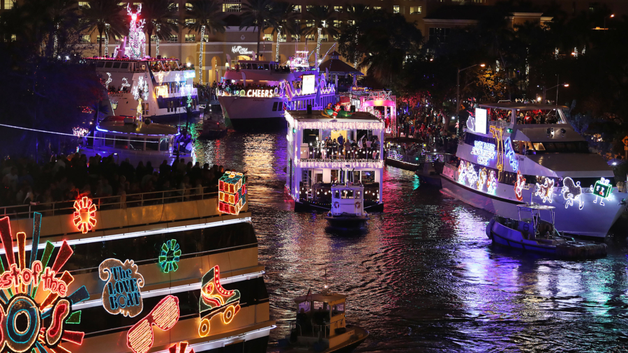 Balmy Florida Christmas Season Features Winterfest Boat Parade