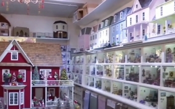 Tiny Doll House Store in NYC Gears Up for Holidays