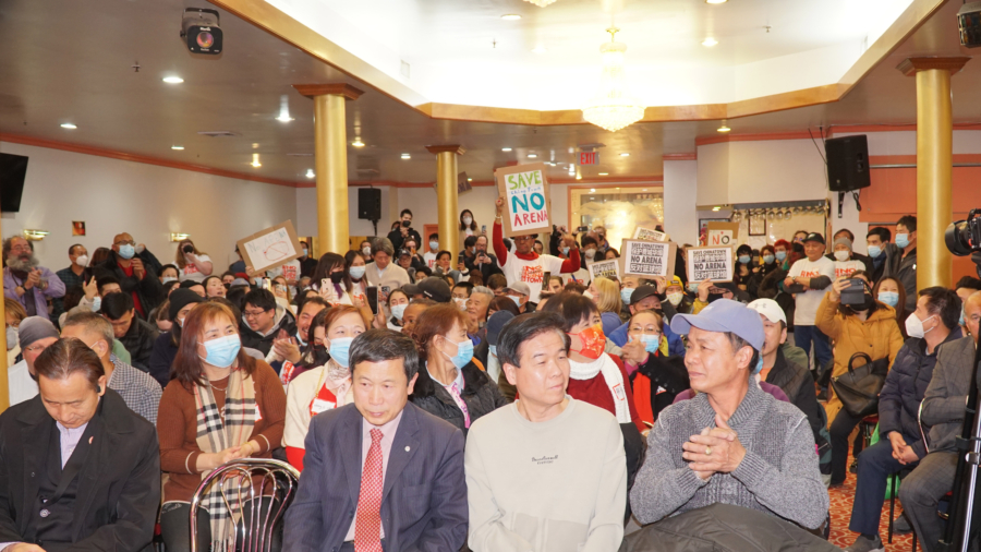 Philadelphia Chinatown Community Opposes Building of Nearby Arena for 76ers