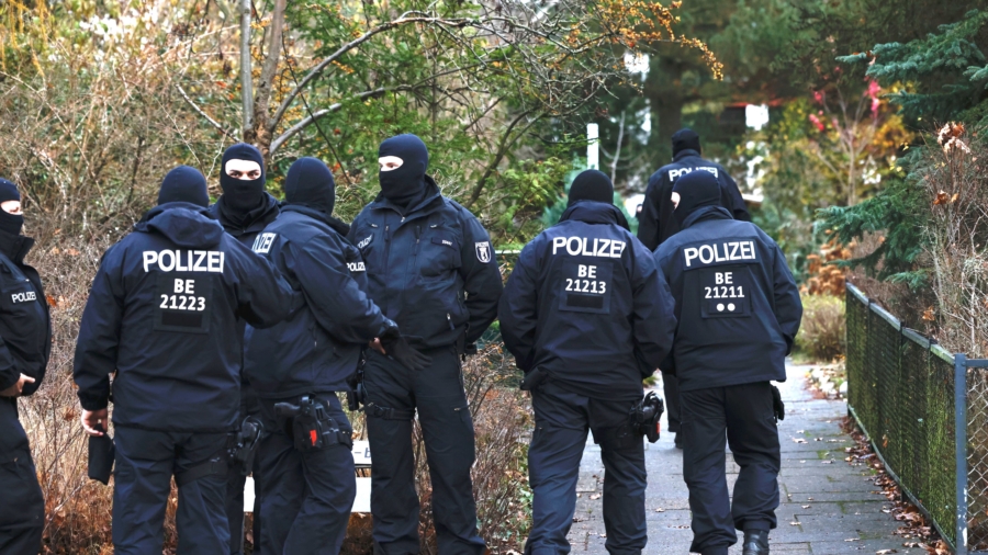 Germany Arrests 25 Members of ‘Reichsbuerger’ Group Over Attempted Coup