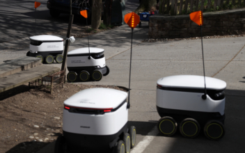 Robot Delivers for Hungry College Students