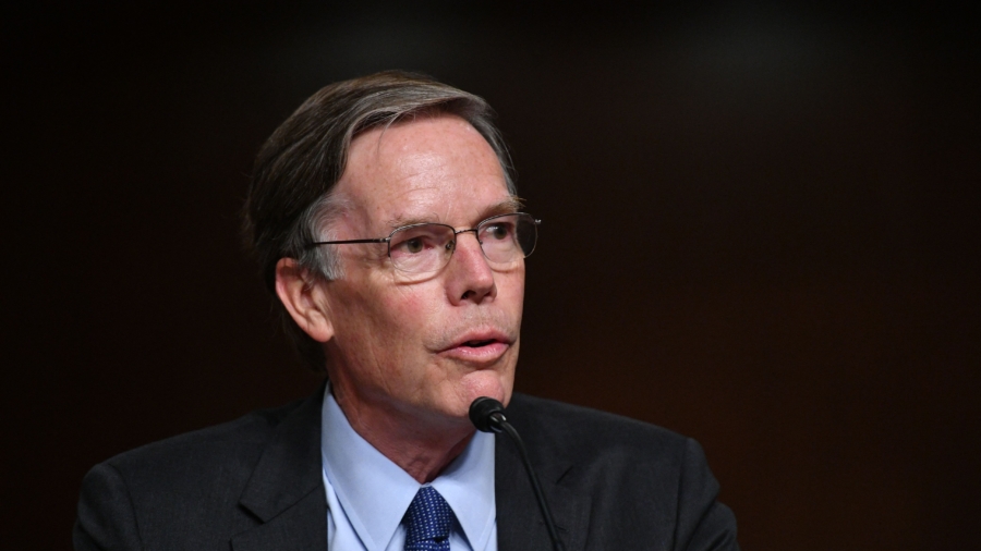 US Ambassador to China Appeals to US Citizens: Have Enough Food to Handle Possible Lockdowns