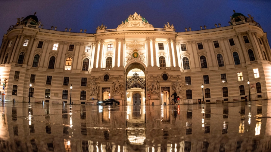 2022: Tourism Returns to Popular Destinations
