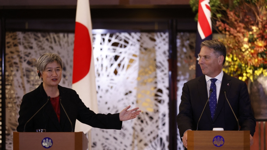 Australian, Japanese Ministers Hold Defense Talks