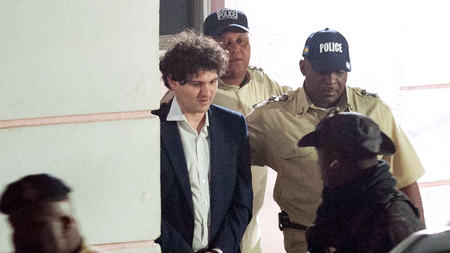 FTX Founder Bankman-Fried Appears in Bahamas Court
