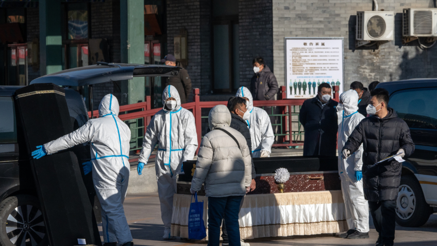 Long Queues, Higher Fees for Cremations in China Amid Recent Spike of COVID-19